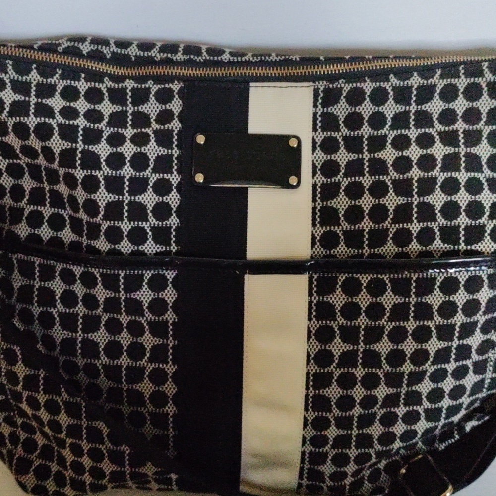 Kate Spade Serena Baby bag with Convertible Changing Pad in B/ W Basic Nylon - Picture 2 of 9